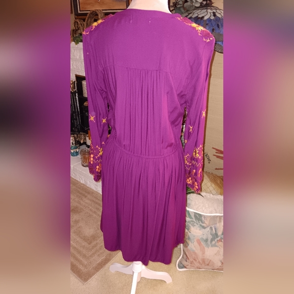 World Market – Embroidered Boho Fuchsia Long Sleeve Dress NWOT (S/M) - Picture 7 of 13